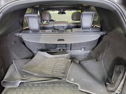 Used 2013 Mercedes-Benz ML 550 4MATIC image 36