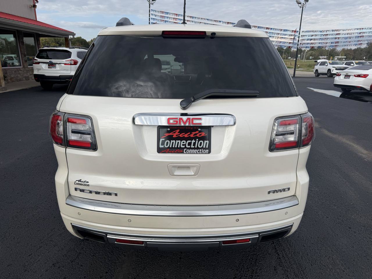 Used 2013 GMC Acadia Denali AWD/4WD image 5