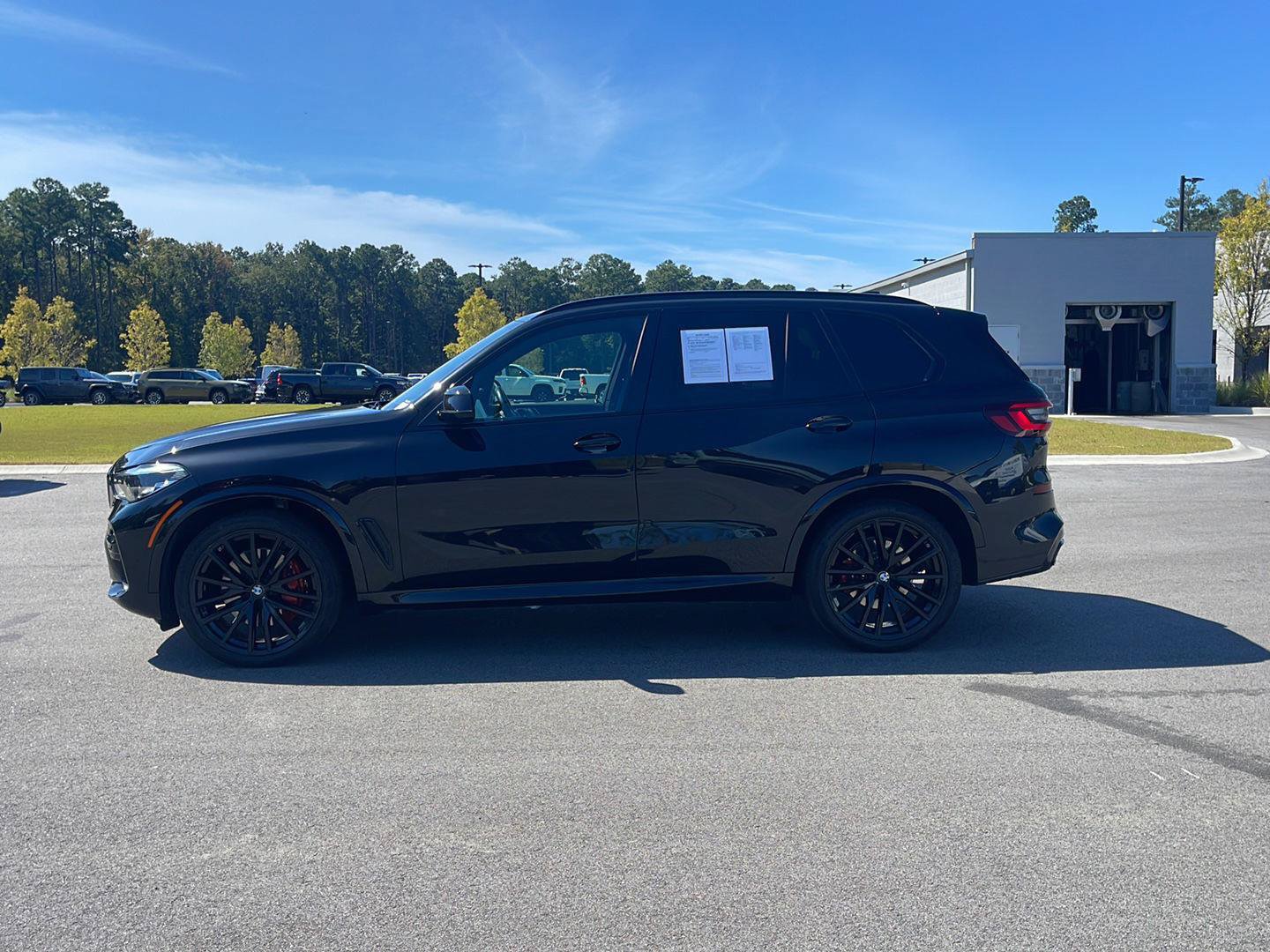 Used 2022 BMW X5 xDrive40i AWD/4WD image 4