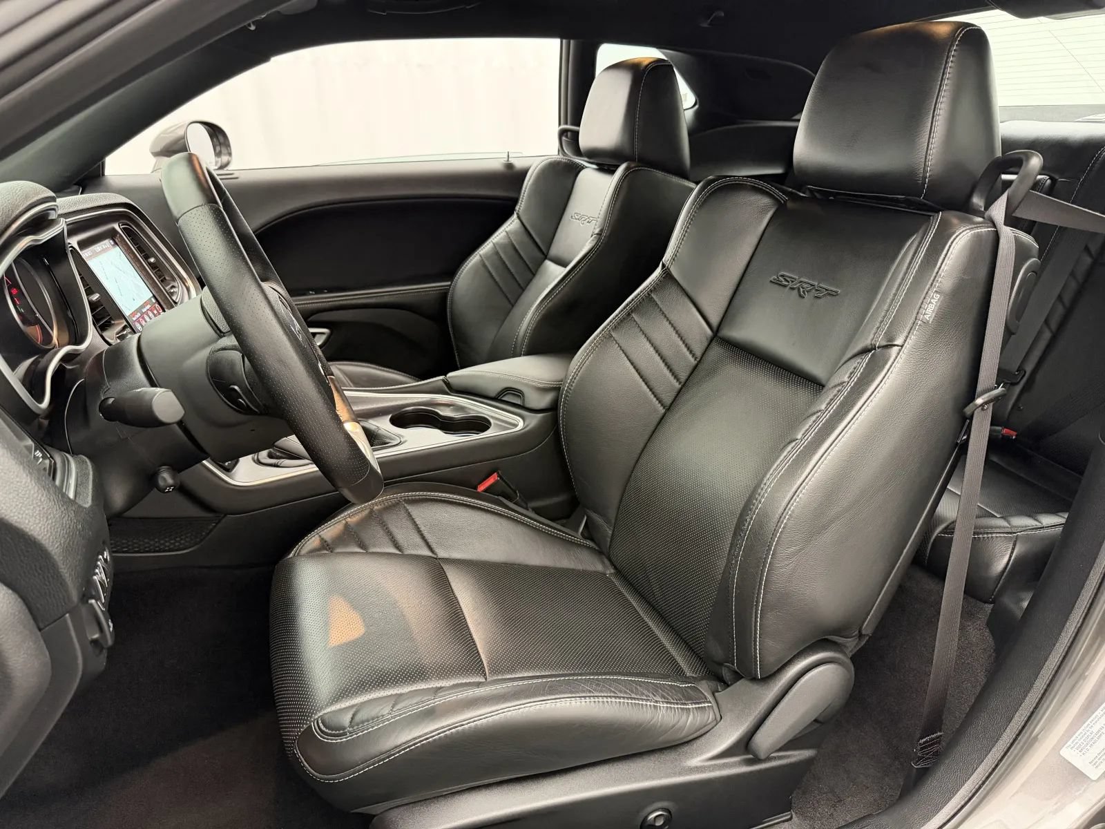 Used 2017 Dodge Challenger SRT RWD image 11