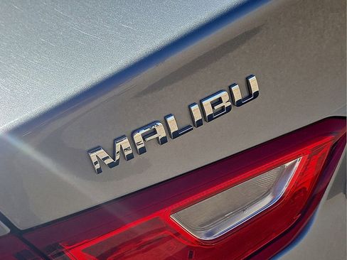 Used 2023 Chevrolet Malibu LT image 12