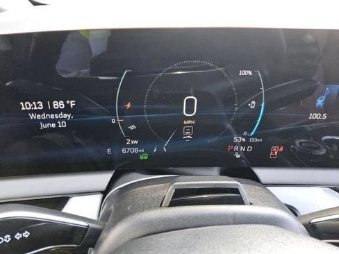 Used 2025 Cadillac Optiq Sport 2 AWD/4WD image 3