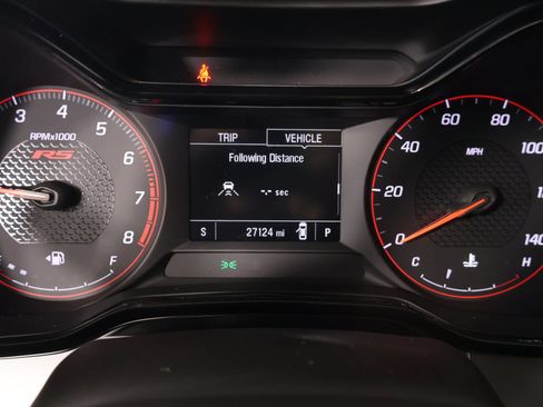 Used 2025 Chevrolet Trax RS w/ Sunroof Package FWD image 4