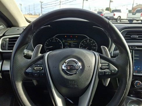 Used 2017 Nissan Maxima SR w/ Midnight Edition image 17