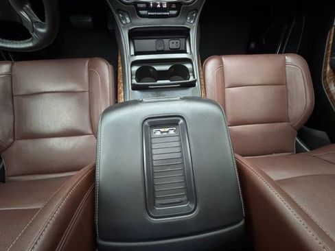 Used 2020 Chevrolet Tahoe Premier w/ Premier Plus Edition image 21