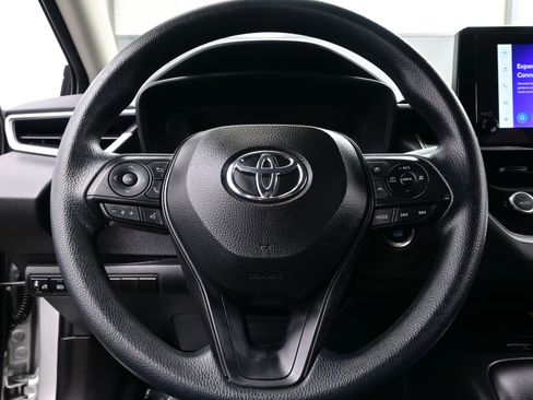 Used 2025 Toyota Corolla LE w/ LE Premium Package image 22