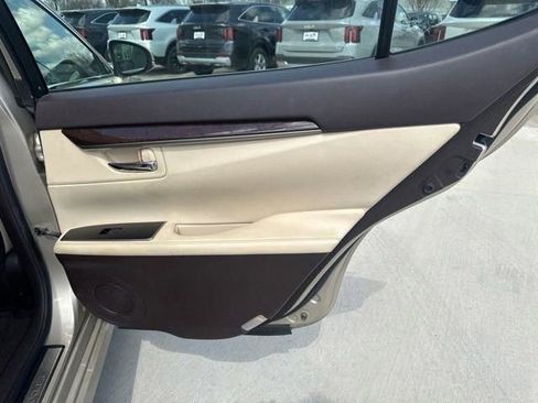 Used 2016 Lexus ES 350 w/ Premium Package w/Wood Trim image 49