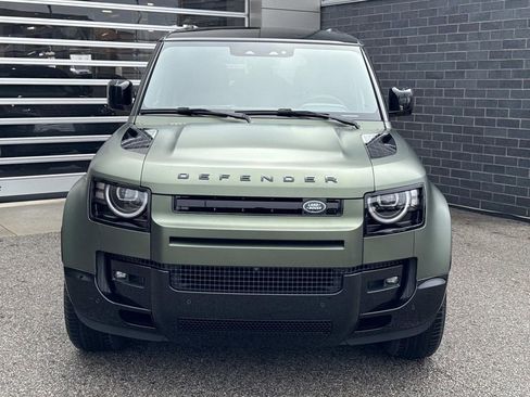 New 2026 Land Rover Defender 110 X-Dynamic SE AWD/4WD image 2