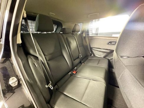 Certified 2023 Nissan Rogue S image 20