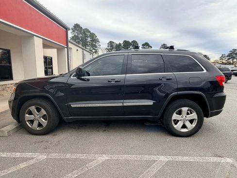 Used 2012 Jeep Grand Cherokee Laredo image 8