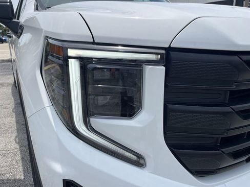 New 2025 GMC Sierra 1500 Pro w/ Graphite Edition image 11