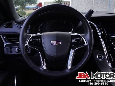 Used 2020 Cadillac Escalade ESV Platinum image 89