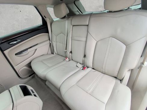 Used 2012 Cadillac SRX Luxury image 22