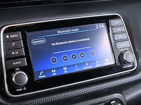 Certified 2024 Nissan Kicks S image 18