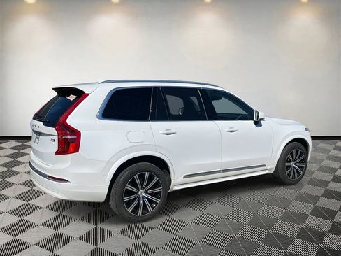 Used 2025 Volvo XC90 B5 Plus image 3