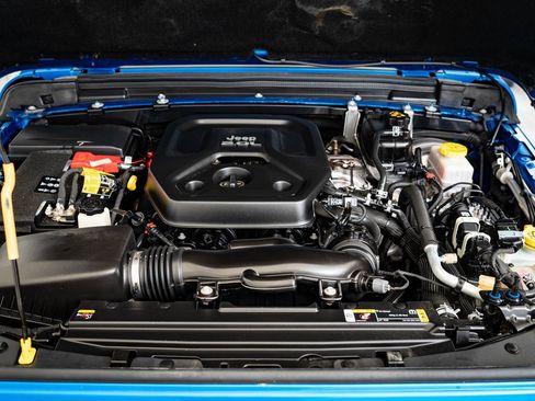 Used 2022 Jeep Wrangler Sport S image 38