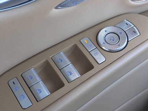 Certified 2025 Genesis G80 2.5T AWD/4WD image 19