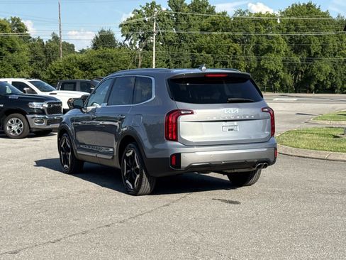 Used 2025 Kia Telluride S AWD/4WD image 7