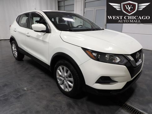 Used 2022 Nissan Rogue Sport S FWD image 1