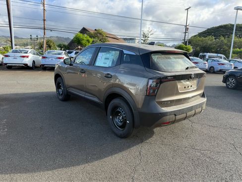 New 2026 Nissan Kicks S image 4