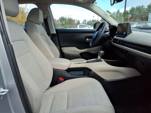 Used 2023 Honda HR-V LX image 5