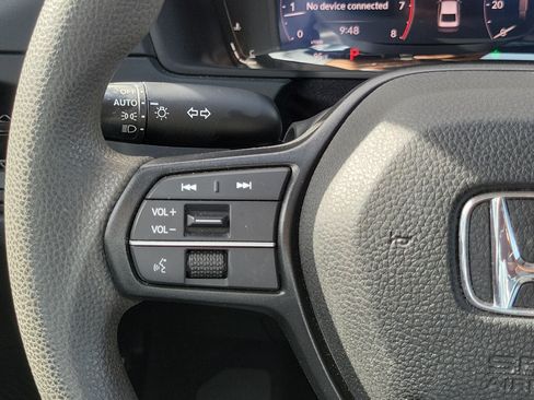 Certified 2023 Honda Accord LX image 23
