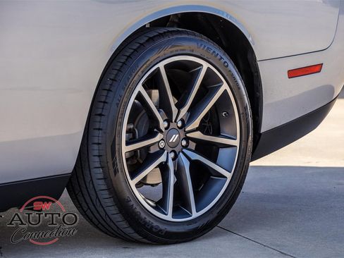 Used 2023 Dodge Challenger GT w/ Plus Package image 5