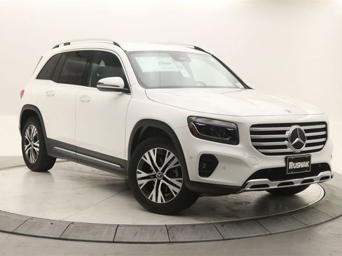 New 2025 Mercedes-Benz GLB 250 image 1
