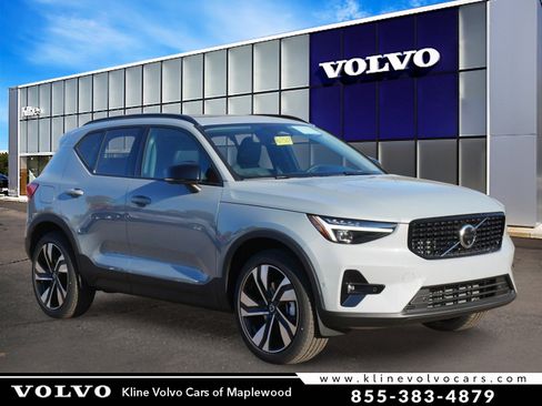 New 2026 Volvo XC40 B5 Ultra w/ Climate Package image 1