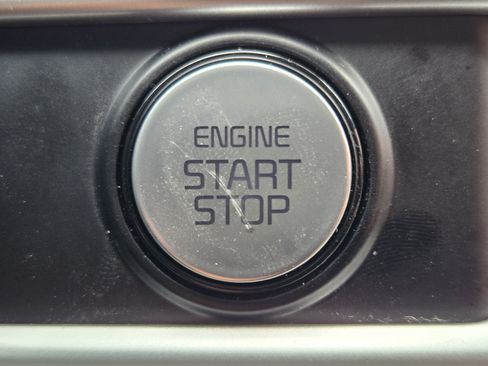 Used 2022 Kia K5 GT-Line FWD image 16