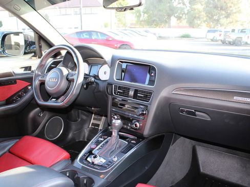 Used 2016 Audi SQ5 Premium Plus w/ Technology Package image 16