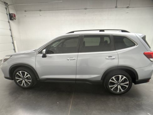 Used 2019 Subaru Forester Limited w/ Popular Package #3 image 6