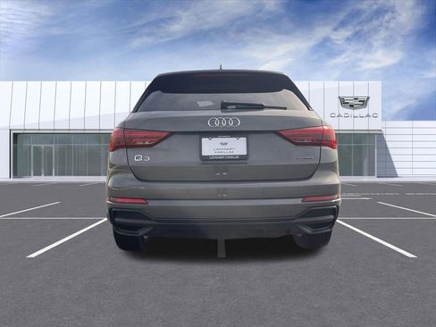 Used 2025 Audi Q3 2.0T Premium image 7