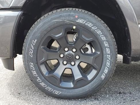 New 2026 RAM 1500 Big Horn AWD/4WD image 12