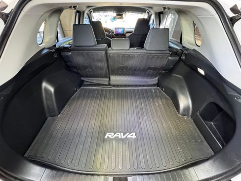Certified 2025 Toyota RAV4 LE AWD/4WD image 53