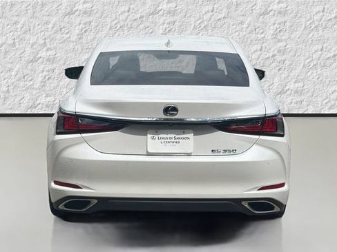Used 2025 Lexus ES 350 w/ Premium Package FWD image 4