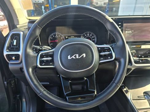 Certified 2023 Kia Sorento X-Line EX AWD/4WD image 26