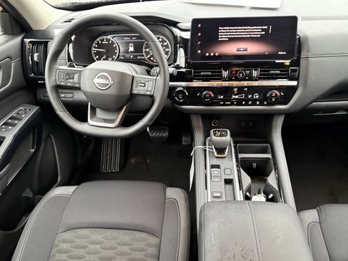 New 2026 Nissan Pathfinder SV FWD image 9