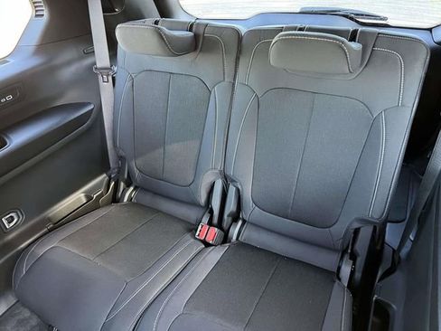 New 2025 Jeep Grand Cherokee L Laredo w/ Luxury Tech Group I image 25