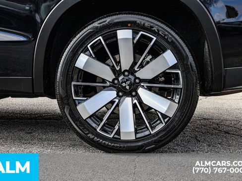 Used 2025 Mitsubishi Outlander SE image 18