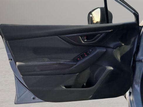 Used 2019 Subaru Crosstrek 2.0i Premium w/ Popular Package #4 image 19