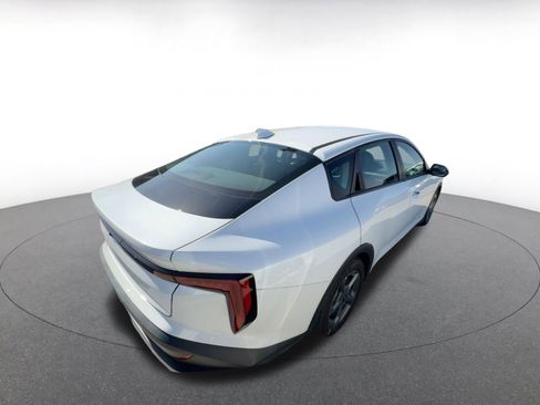 Used 2025 Kia K4 LXS image 6