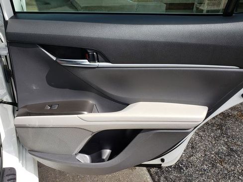 Used 2023 Toyota Camry LE image 17