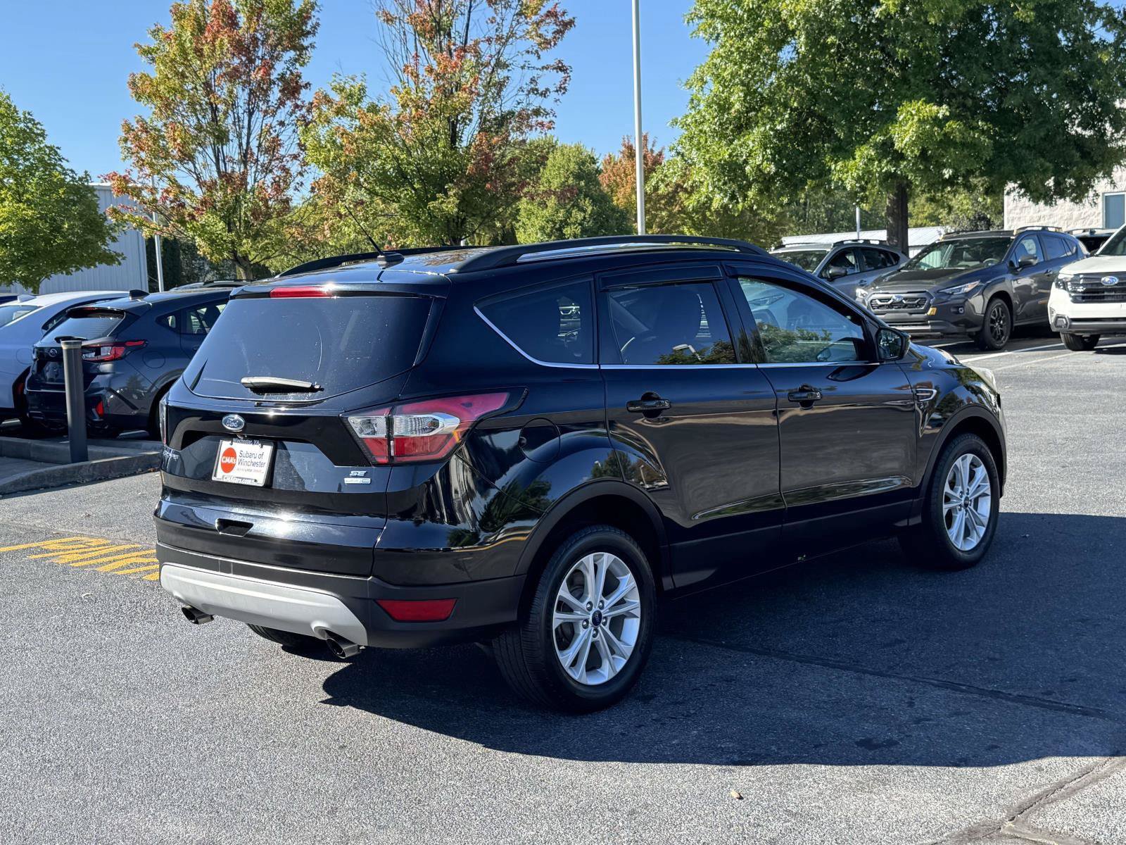 Used 2018 Ford Escape SE AWD/4WD image 2