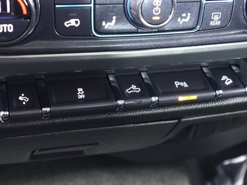 Used 2017 Chevrolet Silverado 1500 LT w/ All Star Edition image 23