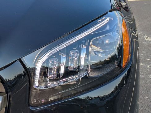 New 2026 Mercedes-Benz GLS 450 4MATIC image 6