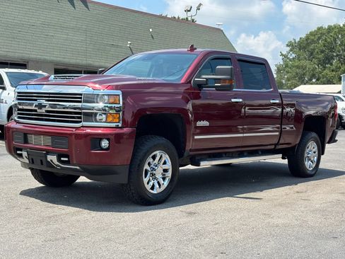 Used 2017 Chevrolet Silverado 3500 High Country w/ Duramax Plus Package AWD/4WD image 9