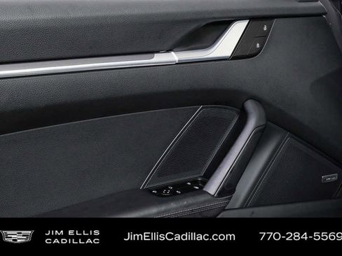 Used 2024 Porsche 911 Carrera w/ Premium Package image 6