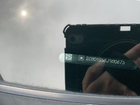 Used 2018 Chevrolet Impala LT image 19