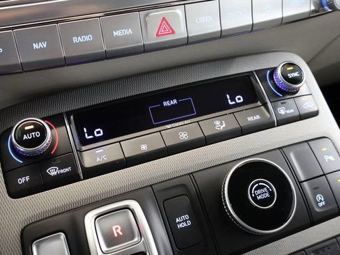 Used 2022 Hyundai Palisade Calligraphy w/ Cargo Package FWD image 25